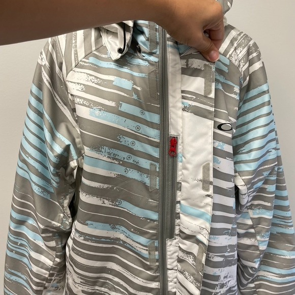 Oakley Anorak Fit Ski Jacket Mens Medium Blue Gray Outdoor Gorpcore Activewear - Picture 3 of 12